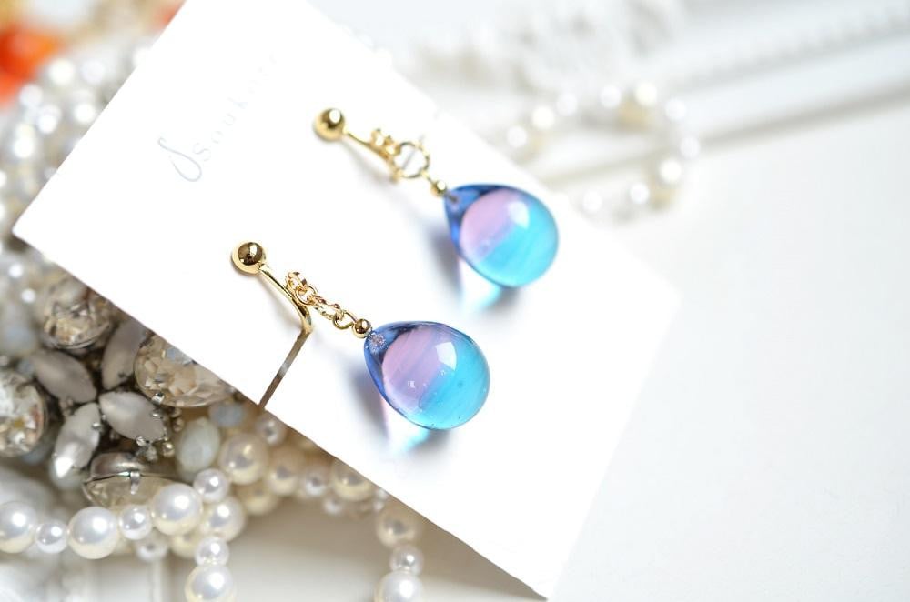 
                  【Soukore】ガラス・さくら咲く青空イヤリング
                