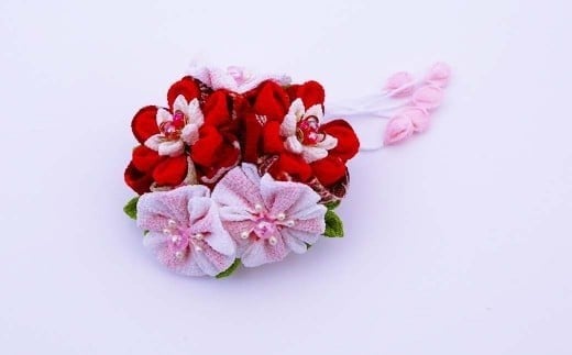 つまみ細工の髪飾り/コサージュ直径7×高さ4cm W-ww-090A