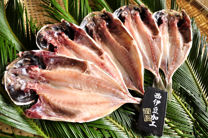 大島水産の「でっかい干物詰合せ」