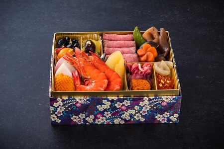 グローフーズ 個食おせち一段重「藤花」冷凍 ※北海道・沖縄・離島への配送不可 ※2025年12月30日(午前中)にお届け