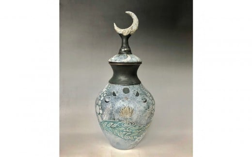 
                  益子焼 蓋付き花器「月が見える」 | 栃木県 伝統工芸品 美術品 1点限定品 一点物 陶器 陶芸 作家
                