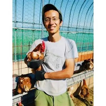 【毎月定期便】ファームモチツモタレツの平飼い自然有精卵30個 全3回_卵・乳製品 卵  たまご タマゴ 玉子  定期便 定期便  _【配送不可地域：離島】【4011950】