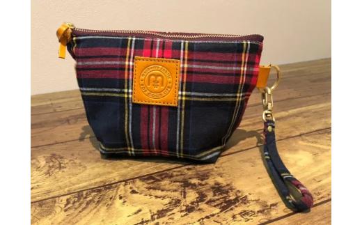 【播州織】コットンリネンチェック ストラップ付きポーチ【紺チェック】mulberry fabric （13-33）