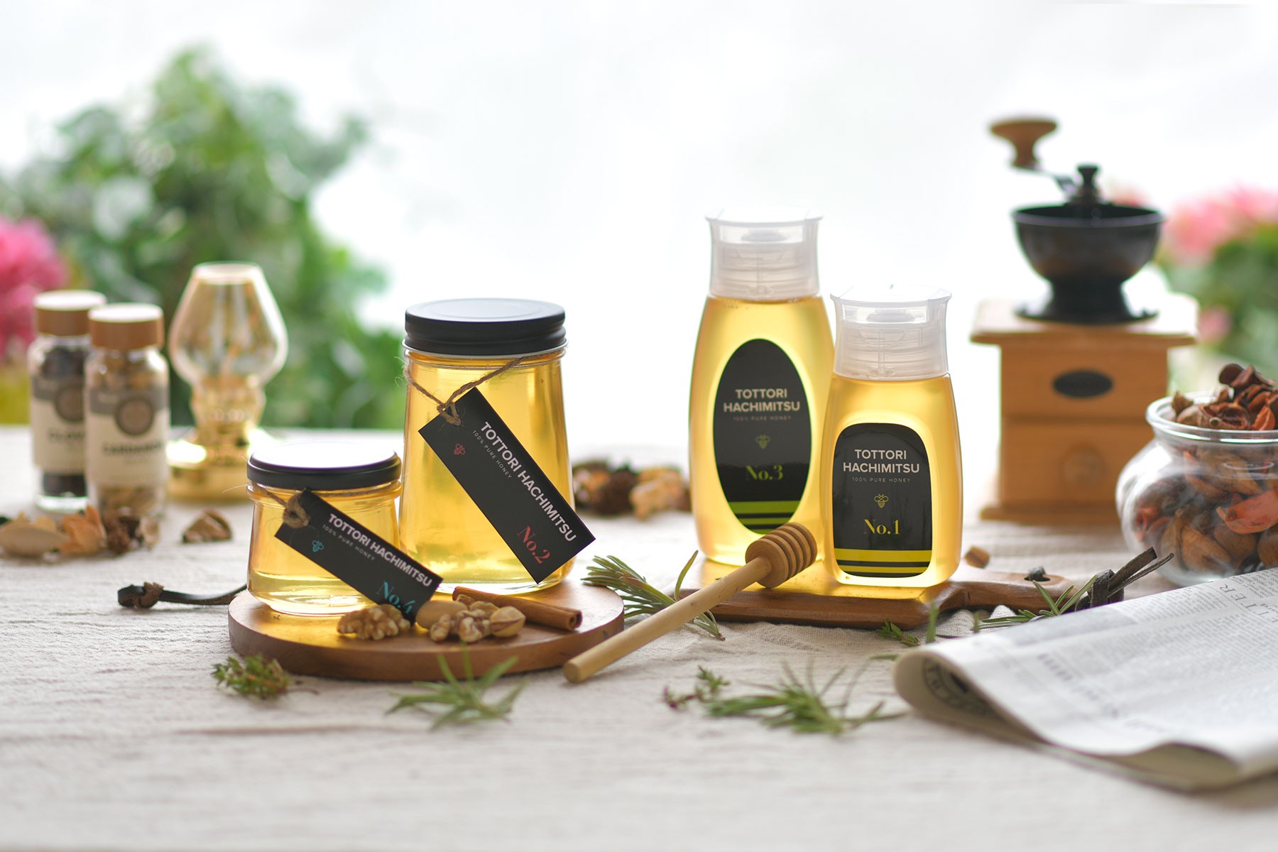 
            季節の生はちみつ5種【食べ比べセット】（1,500g）
          