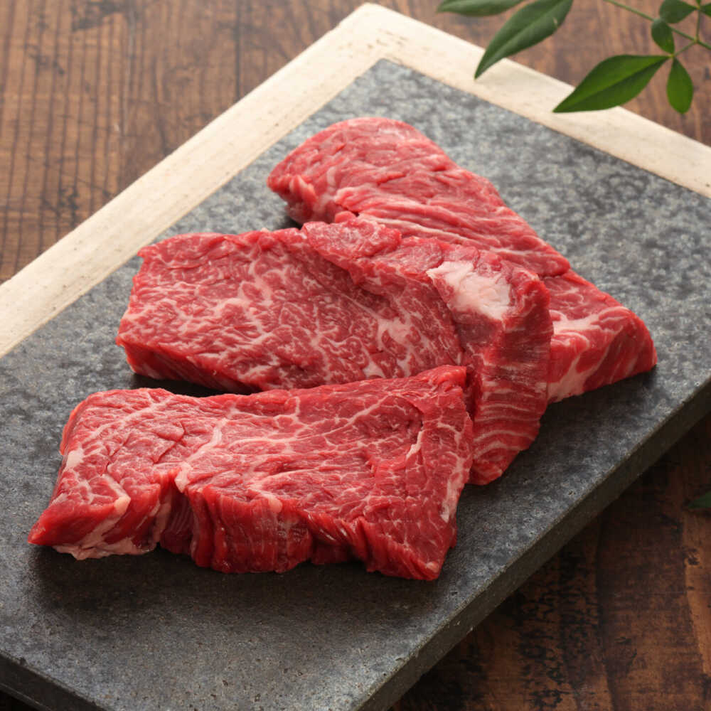 【ふるさと納税】【全3回定期便】【GI認証】くまもとあか牛 食べ比べ B カイノミ リブロース 赤身モモブロック 和牛 熊本県 国産 牛肉 ステーキ 熊本 赤牛 あか牛 あかうし 褐毛和種 肥後 冷凍 ディナー 熊本県産 熊本産 合志市 【有限会社 三協畜産】[AYCQ027]
