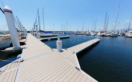 新西宮ヨットハーバー利用チケット100万円分（ボート・ヨット艇置料）