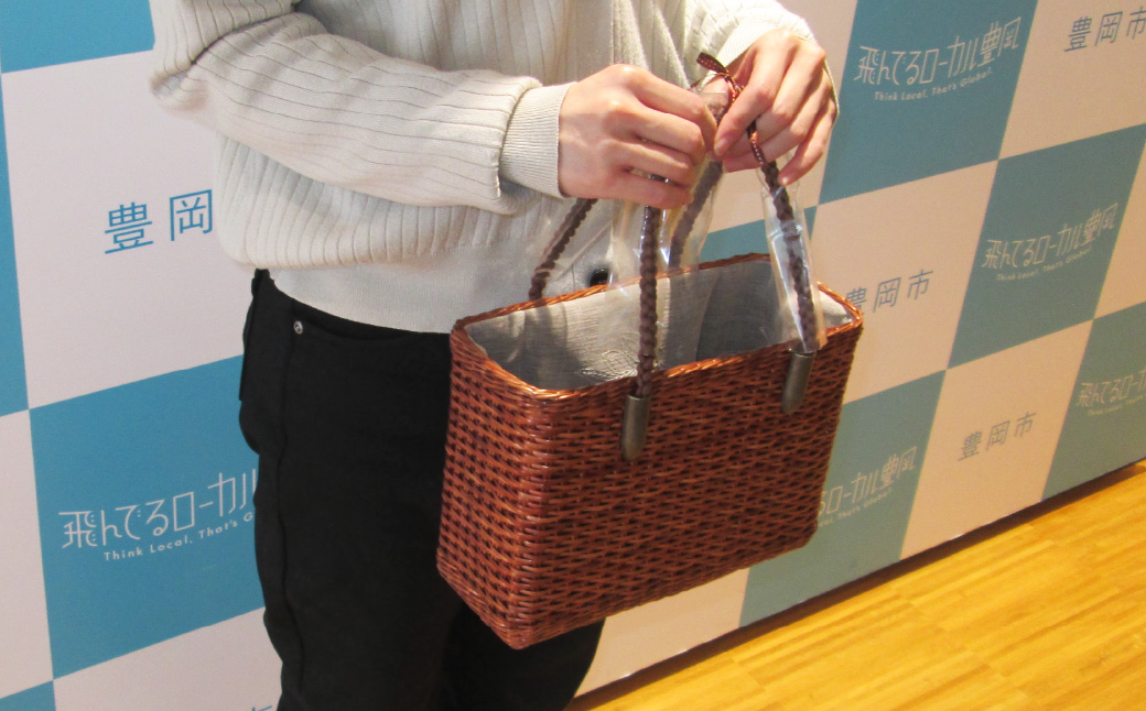 かごバッグ 柳かご（角） / 籠バッグ 豊岡 杞柳細工 伝統工芸士作 伝統工芸品 柳染め かご バッグ カバン 自家栽培 柳 天然素材 高級 おしゃれ 和テイスト 大人 手作り ハンドメイド 日本製 