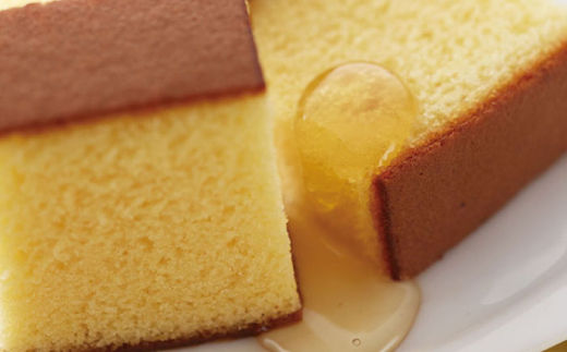 〈スピード発送〉風呂敷包み ギフト カステラ 2本 詰合せ (幸せの黄色いカステラ・抹茶) 水引飾り付き 詰め合わせ 0.6号  / かすてら 卵 人気 長崎 おやつ / 大村市 / 心泉堂[ACYU