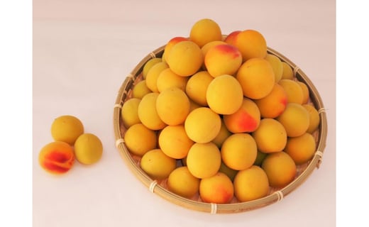 
                  ［梅干づくり用］紀州南高梅2kg（2Lサイズ）
                