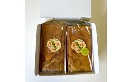 洋菓子イタリアンロール 土佐の伊太利亜 バター×1本 抹茶×1本 合計2本 ロールケーキ お菓子 焼き菓子 洋菓子 スイーツ おすすめ 美味しい お取り寄せ ギフト 贈り物【土佐共同産業株式会社】 [
