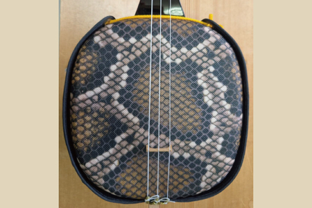 ★選べるレジンバチ★「三線工房ダイキ」南洋白木 人工張り三線セット｜三線 三線工房 沖縄 白木 セット 三線セット バチ レジンバチ 沖縄県 豊見城市(CU005)