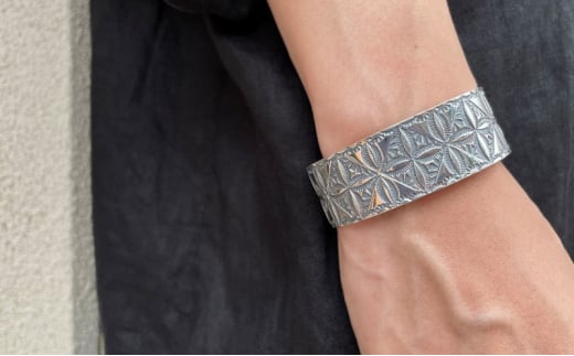 Hawaiian Quilt Bangle Lサイズ バングル ブレスレッド ハワイアン おしゃれ デザイン アクセサリー レディース メンズ 藤沢市 神奈川県