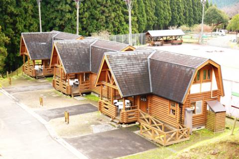 サンビレッジ曽爾オートキャンプ場コテージ１泊宿泊券///関西,近畿,奈良県,奈良,キャンプ,キャンプ場,コテージ,一棟貸し,貸切,貸し切り,宿泊,旅行,バーベキュー