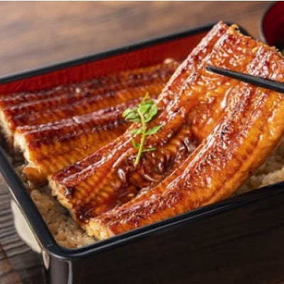 【先行予約2025年6月上旬発送】うなぎ 約1.5kg!茶葉蒸し有頭鰻かば焼 4尾【配送不可地域：離島】