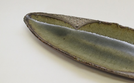 銀彩オーバル皿 和食器 長皿 平皿 陶芸品《受注制作》作品 インテリア オブジェ 皿 楕円皿 長皿 和食器 おすすめ おしゃれ スタイリッシュ モダン プレート 陶芸 手作り 陶器 陶芸作家