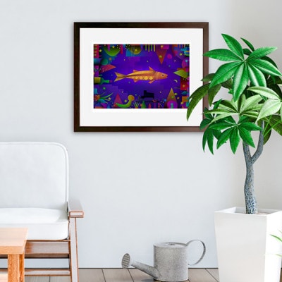 ＼京都・綾部の癒やし系作家/【絵画】　魚と夜　　額装サイズ526mmx412mm【1278194】