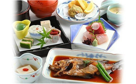創業明治30年より100年以上にわたる伝統の味わいとおもてなし「宝家」のペア御食事券＜宝家膳＞ KAJ003