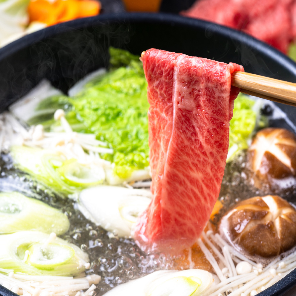 【12か月定期便】佐賀産和牛肩ロースしゃぶしゃぶすき焼き用 1.2kg(600g×2P)×12回【肉 牛肉 ブランド牛 黒毛和牛 ふるさと納税】(H112338)