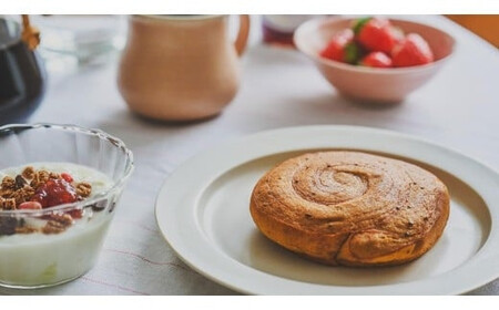 【定期便】〈2ヵ月定期便〉BASE BREAD ストロベリー　B35000014【11100-2265】