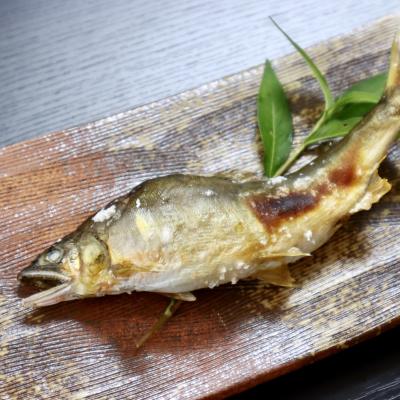 ふるさと納税 いの町 仁淀川の天然鮎(4匹〜8匹)★冷凍 |  | 02
