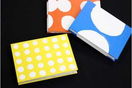 「土佐和紙御朱印帳」と「土佐硯」セット（直径9cm×13㎝）