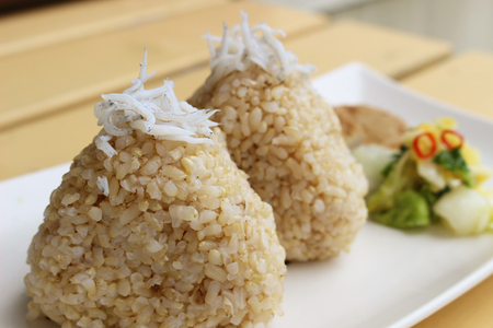 【令和7年産】清家農園 錦米（にこまる）玄米3kg【特別栽培・農薬不使用】