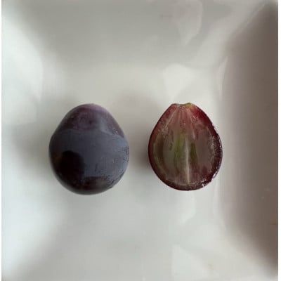 巨峰ぶどう(種なし) 　2房　1kg 以上　産地直送　山梨県山梨市牧丘産【配送不可地域：離島・沖縄県】