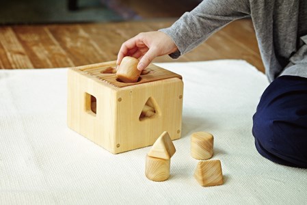おもちゃ 手作り 木のおもちゃ ポットンつみき 玩具 赤ちゃん 子供 雑貨 AI