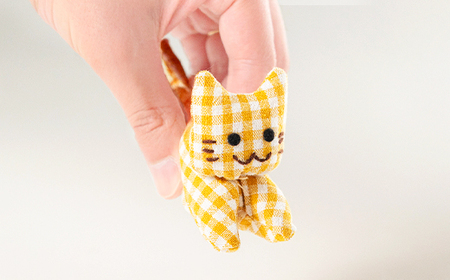 ねこピンチ 3個セット 色・柄おまかせ 手作り 猫 ねこ 小物 洗濯バサミ ピンチ 山形県 山辺町 送料無料 ao-npxx3 ※沖縄・離島への配送不可
