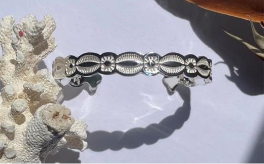 Flower & Leaf Bangle レディース 選べるサイズ S~M サイズバングル ブレスレッド おしゃれ デザイン アクセサリー レディース 藤沢市 神奈川県
