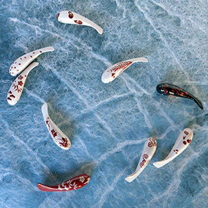 【ふるさと納税】コイオキ 色漆錦鯉 3折（松竹梅金蒔絵）　 民芸品 工芸品 　お届け：入金確認後、約2週間～5ヶ月でお届け