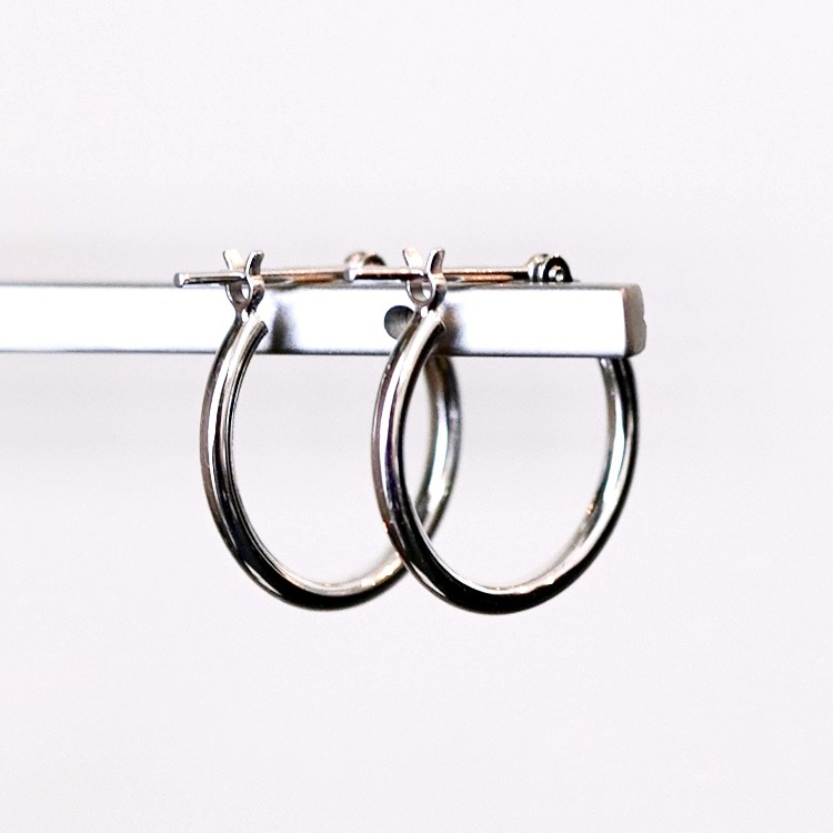 Pt900 プラチナ 地金 パイプ フープ 定番 ピアス（直径15mm) 保証書付 KO-0076 SWAD103