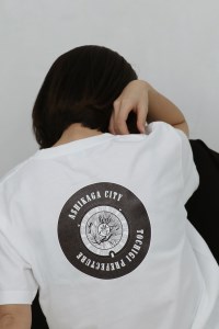 バックプリント 足利市 マンホールTシャツ 白 M