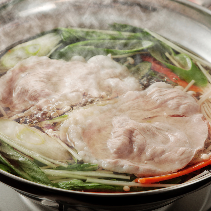＜松阪豚専門店　まつぶた＞松阪豚 　赤身しゃぶしゃぶ用（ランプ・シンタマ）各300g