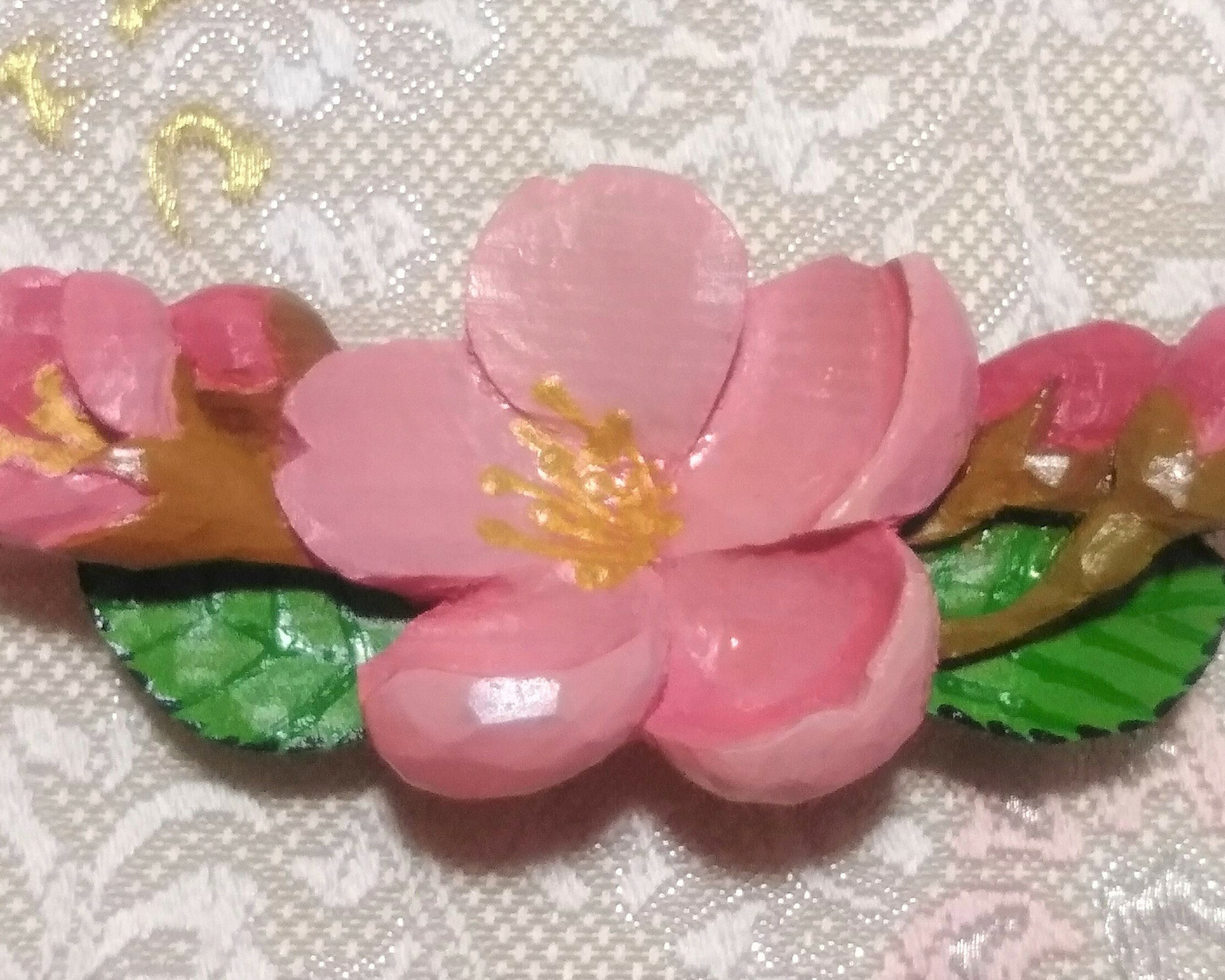 【ふるさと納税】 4月の帯留め（桜・ピンク）（兼ブローチ） 手作り 木彫り 帯留め ギフト 贈答