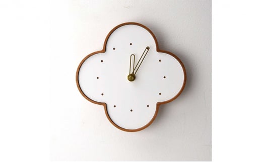 四葉の壁掛時計M 白 ※離島への配送不可