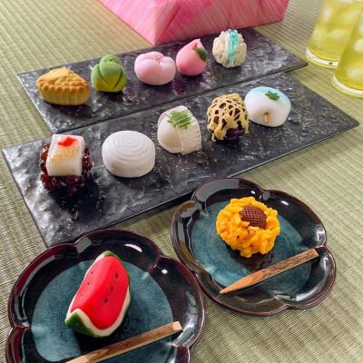 ふるさと納税 富士吉田市 【数量限定】お中元 上生菓子 12個セット 贈答用箱入り |  | 01
