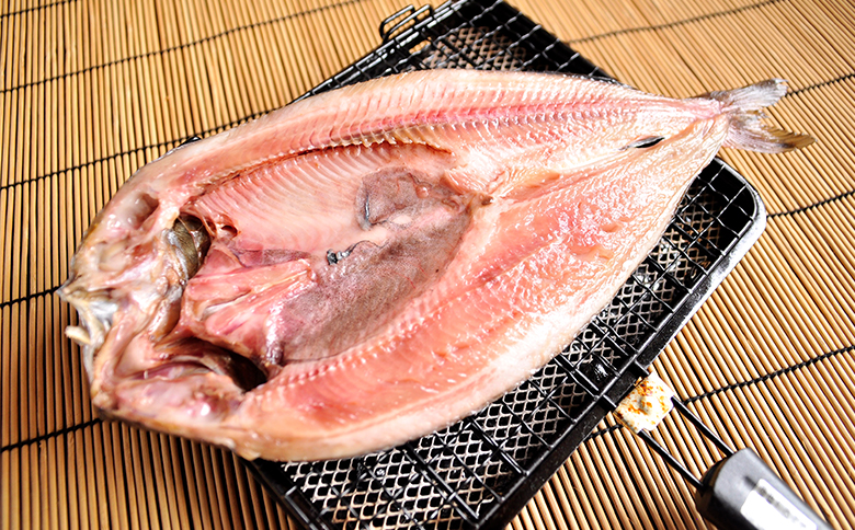 大島水産の「でっかい干物詰合せ定期便（年6回）」 あじ ほっけ 金目鯛 赤魚 開き ひらき ひもの みりん干し 定期便 冷凍 伊豆 ギフト 御歳暮 御中元