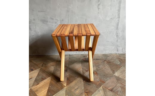 サイドテーブル フォールディング 無垢材 ダイニング インテリア 木製 ハンドメイド 家具 カグ かぐ テーブル てーぶる デスク 机 おしゃれ かわいい 杉 ビンテージ 椅子 日用品 リビング キッ