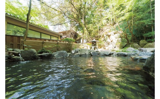 【吉田屋山王閣】平休日1泊2食付　ペア宿泊券《「松風庵」露天風呂付和室》