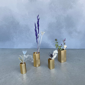 【BEAMS JAPAN監修】照明との親和性を持たせた真鍮製一輪挿し【HEXAGON E17】【1455127】