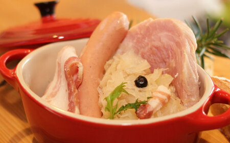 マイスター直伝手作りソーセージ Aセット 4種 ウインナー チョリソー BBQ 岐阜市/ドイツデリカテッセン　クリンゲン[ANBQ001]