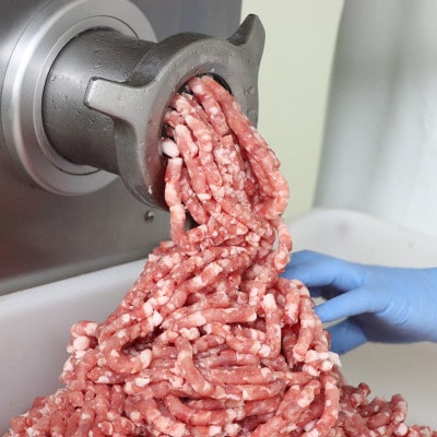 黒豚手捏ね粗挽きハンバーグ10個(生ハンバーグ)【美星満天豚使用】【配送不可地域：離島】【1499737】