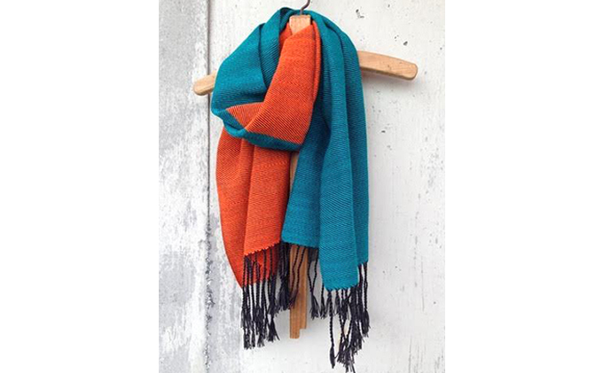 ito to iro 手染め・手織り仕上「ストール」 ターコイズグリーン×オレンジ・バイカラー(ツイル織り) ファッション小物