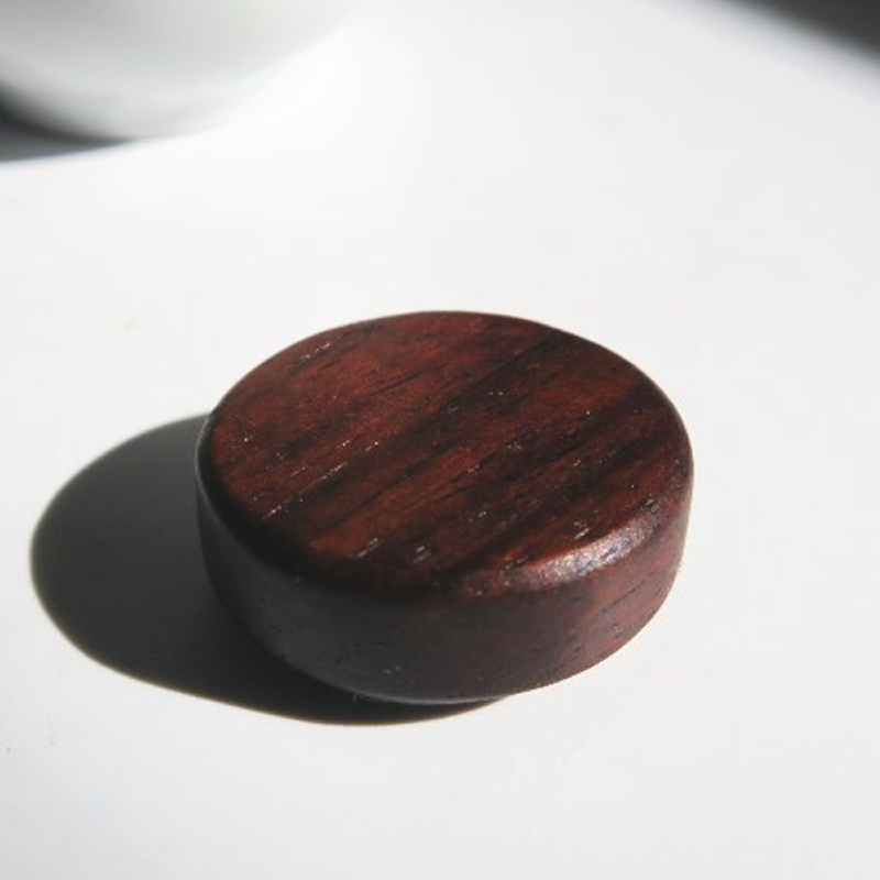 木製サムレスト　セルマー、ヤマハ兼用 木製 サムレスト セルマー ヤマハ兼用 選べる 素材 シタン グラナディラ ボコーテ 木製サムレスト 肌触り 優しい素材 幅広い分野 黒色 硬い木 茶褐色 黄色 