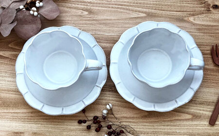 【瀬戸焼】 hana ティーカップ 2客4点セット 【株式会社まるたか水野コーポレーション】 / 食器 カップ ソーサー 皿 / 瀬戸市[BBBF023]