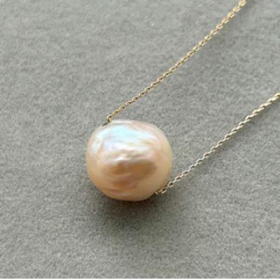 ふるさと納税 小美玉市 【霞ヶ浦パール】大粒　バロックスルーネックレス　10ミリ　K18　ケース付き |  | 02