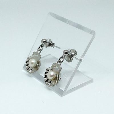 ふるさと納税 伊勢市 真珠ピアス・シェル(淡水本真珠・ボタン) 1997 |  | 01