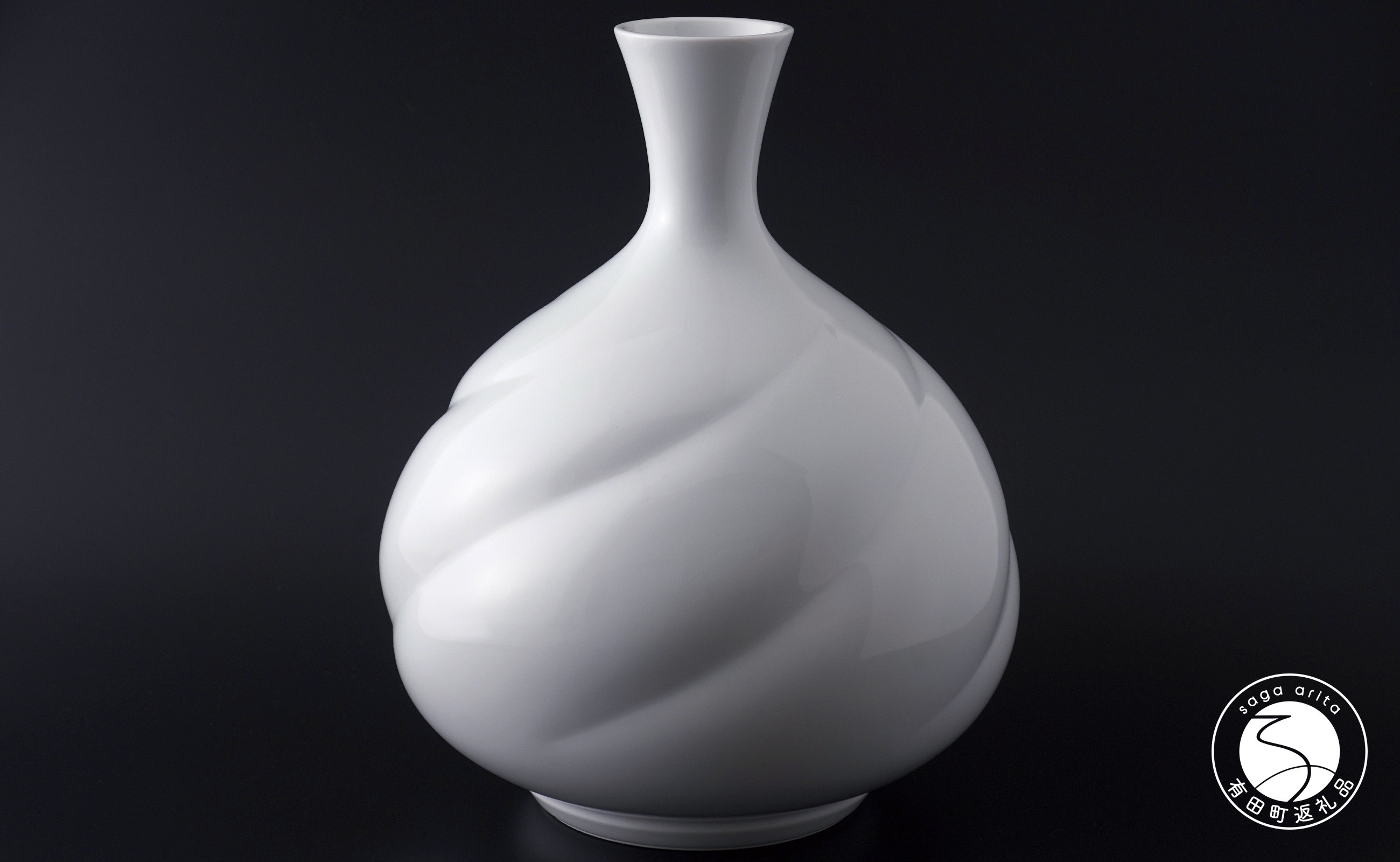 
【ふるさと納税限定品】 人間国宝 井上萬二作 白磁線鶴首花瓶 A4000-21
