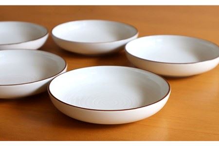 【白山陶器】【定番のシリーズ】白磁千段4.5深皿 5枚セット 食器 皿 【波佐見焼】[TA118] 波佐見焼